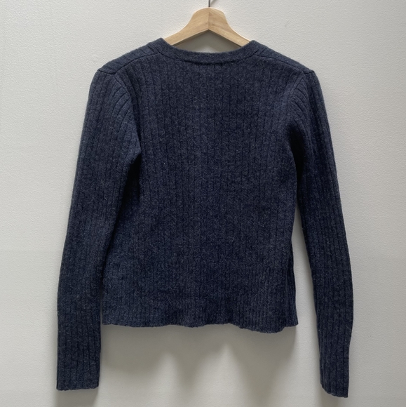 100% lambswool muted blue cardigan - Picture 2 of 4